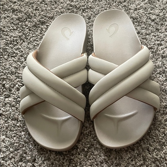 OluKai Women's Cream Slide Sandals - Picture 1 of 6